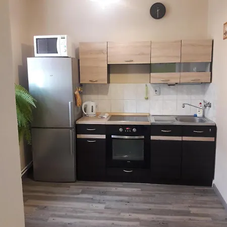 Apartman Eliska 公寓